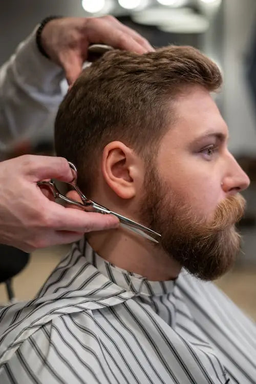 Choosing the Ideal Barber Clippers for Sharp Precision and Style