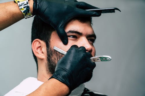 10 Essential Tools Every Pro Barber Needs