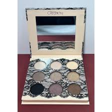 BEAUTY CREATIONS Boudoir Shadows 9 Shades Eyeshadow Palette - B