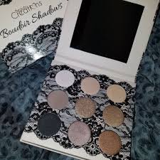 BEAUTY CREATIONS Boudoir Shadows 9 Shades Eyeshadow Palette - A